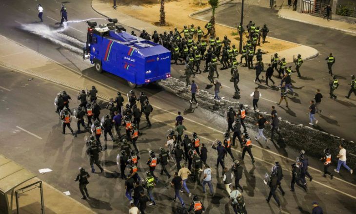 مراكش: 25 متهمًا بأعمال الشغب أمام المحكمة وأحكام متفاوتة تصدر بحقهم