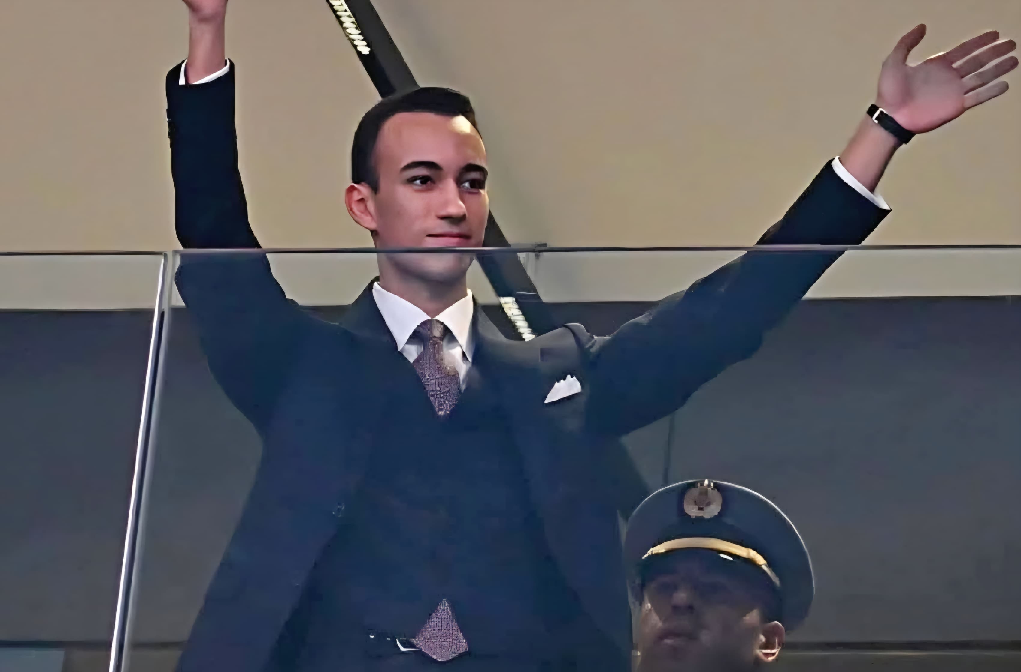 الأمير مولاي الحسن يحلّ بمراكش بعد إشرافه على افتتاح كأس إفريقيا