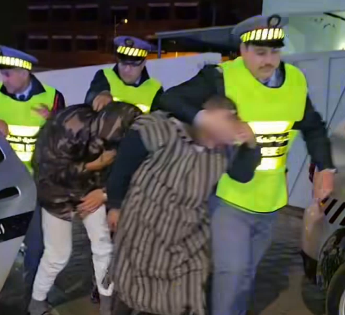 عصابة تستغل أوقات المباريات لترويج كميات مهمة من المخدرات والخمور