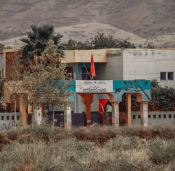 حرمان تلاميذ من حصص الفرنسية لأزيد من شهرين بثانوية بجماعة أغمات يثير استياء الأسر