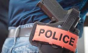 رصاصة أمنية تُسقط الخطر في بيوكرى… تدخل حاسم ينهي تهديدًا بسلاح أبيض