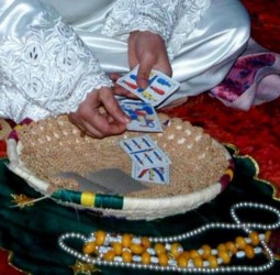 الشرطة تنهي مغامرات "عصابة السماوي": 8 موقوفات ومجوهرات محجوزة