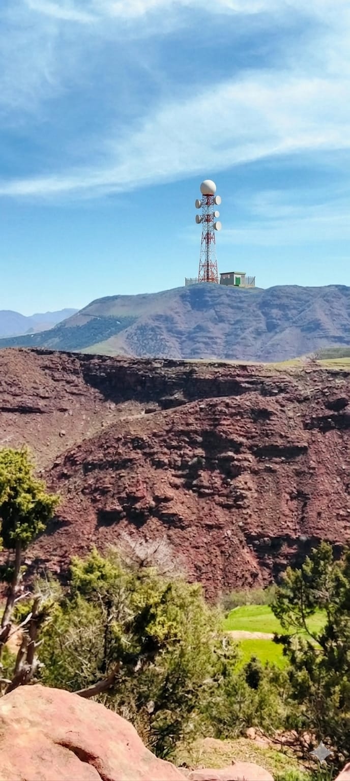تيمنكار و كوامان في مواجهة العزلة..مطالب بتثبيت لاقط هوائي بقمة تماضوت