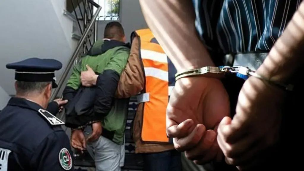 أمن مراكش يوقف قاصرين متورطين في سرقة الهواتف النقالة بجليز
