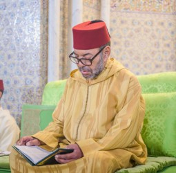 أمير المؤمنين الملك محمد السادس يترأس إحياء ذكرى المولد النبوي الشريف بالقصر الملكي بالرباط