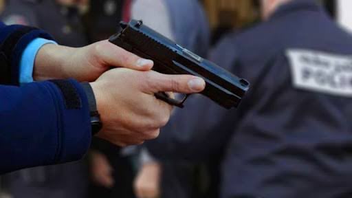 أكادير.. توقيف مشتبه فيه في قضايا سرقة بعد مواجهة عناصر الشرطة بالسلاح الأبيض