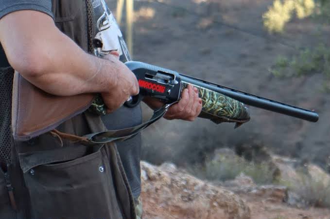 ضواحي مراكش.. الدرك الملكي يفك لغز سرقة بندقية ويوقف شخصين