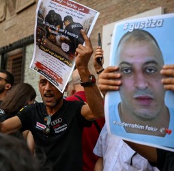 إيطاليا: عودة الشرطيين المتورطين في وفاة المهاجر المغربي عبد الرحيم فقير إلى العمل وسط ترقب لنتائج التحقيق التقني