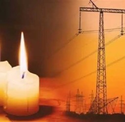 انقطاع التيار الكهربائي يغرق جماعة أوكايمدن في الظلام ويثير غضب الساكنة