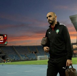 وليد الركراكي يغادر "العرين".. هل يكون البديل قادراً على صون إرثه التاريخي؟