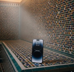 بسبب "هاتف آيفون ".. حرمان مواطنة وعائلتها من دخول "حمام شعبي" بمراكش