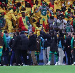 الكاف يصدر عقوبات انضباطية ومالية على منتخبي السنغال والمغرب عقب نهائي كأس أمم إفريقيا