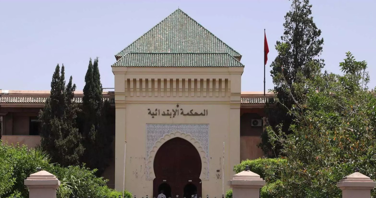 "انتحال صفة واقتحام مسكن" يجرّ شخصين أمام العدالة بابتدائية مراكش