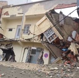 انهيار منزل بتاونات يستنفر السلطات ويزرع الرعب وسط السكان