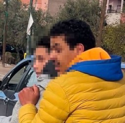 استنفار أمني بعد سطو لصين ب "أبواب جليز" على حقيبة بداخلها 2 مليون سنتيم وهاتف "آيفون 17"