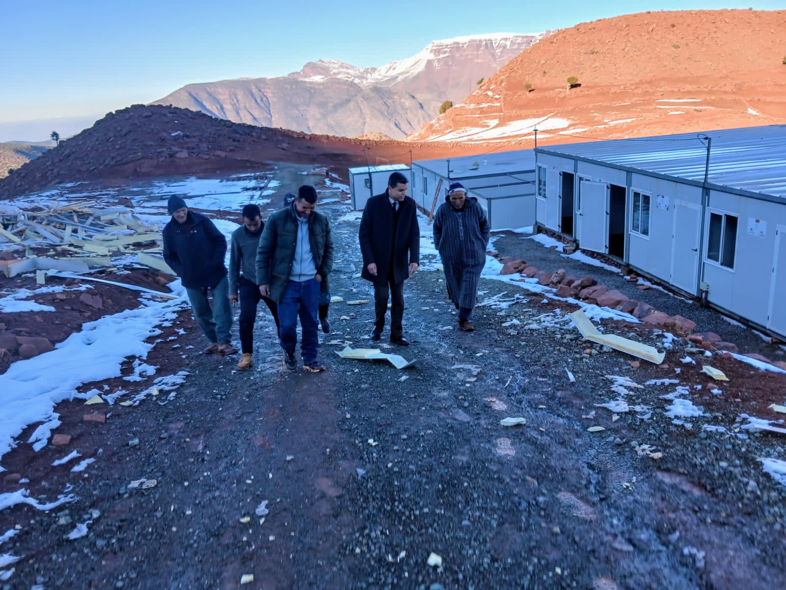 تدخل استعجالي للمديرية الإقليمية بالحوز عقب الانهيار الصخري الذي مس الوحدة المدرسية تصورت 2 بجماعة تيغدوين