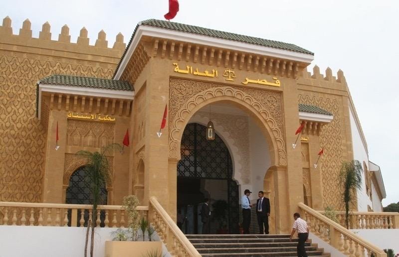 31 سنة سجناً … أحكام صارمة تطوي ملف عصابة استدرجت ضحاياها بالليل والسلاح