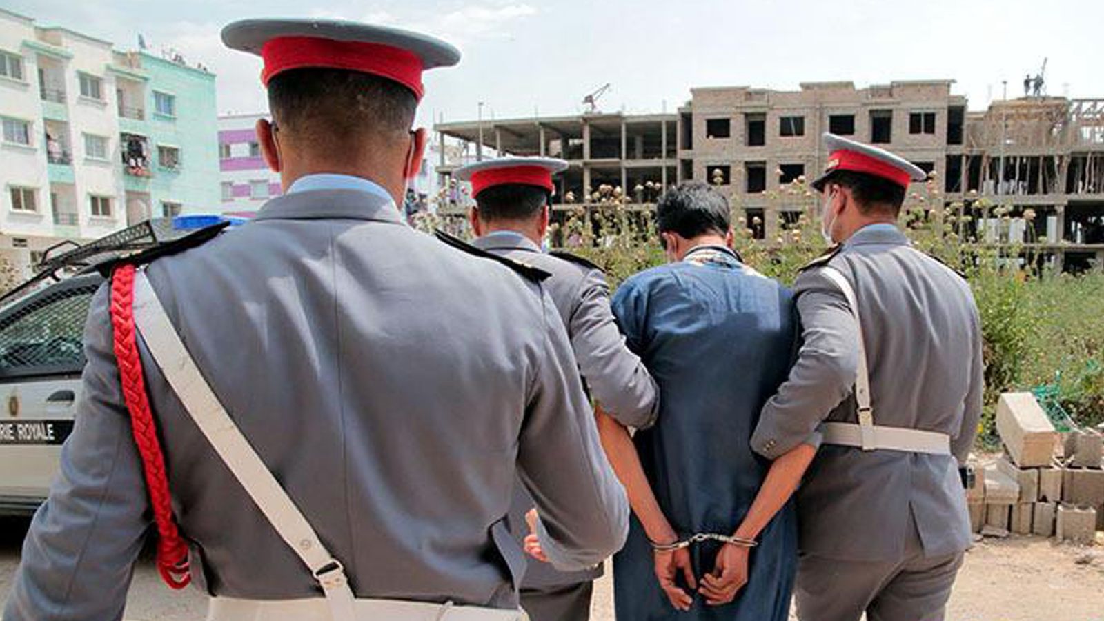 درك تحناوت يُسقط "صياد القاصرات" بساحة جامع الفناء