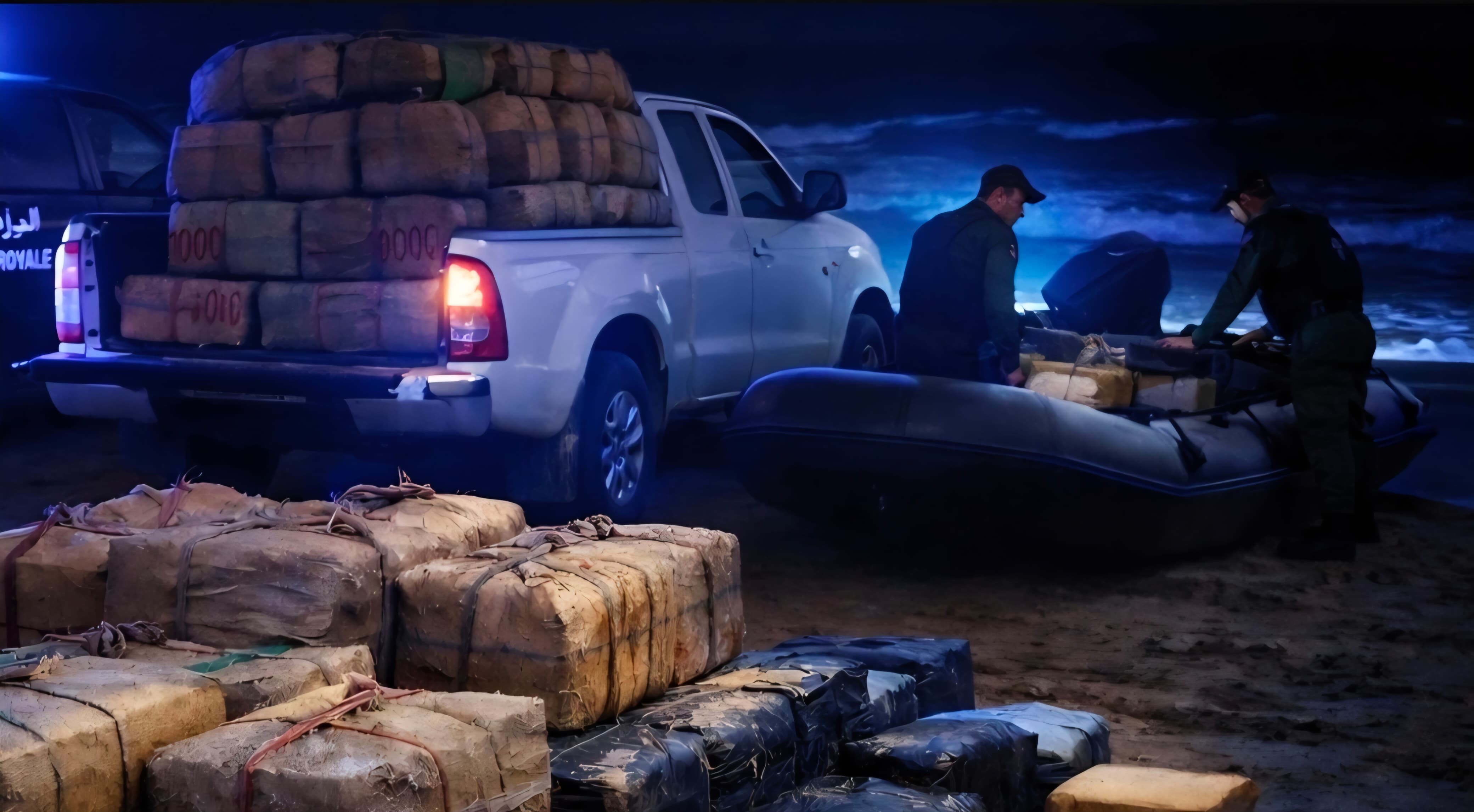 فجرٌ ثقيل بسواحل آسفي: طن من الشيرا يسقط قبل أن يبتلعه البحر