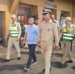حملة ميدانية واسعة بالمدينة العتيقة بمراكش لتحرير الملك العمومي وحجز تجهيزات وعربات مخالفة