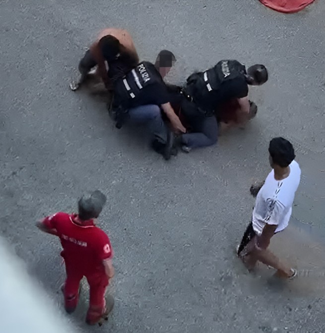 إيطاليا.. تفاصيل وفاة مهاجر مغربي "خنقاً" تحت أقدام الشرطة ببولونيا وفتح تحقيق قضائي
