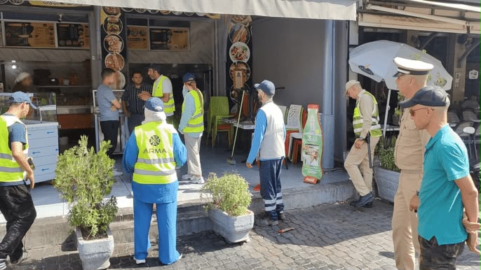 السلطة المحلية بسيدي يوسف بن علي تقود حملة ميدانية لتعزيز النظافة ومحاربة التشرد بمراكش