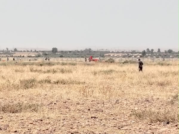 سقوط طائرة عسكرية خفيفة بالحوز يستنفر السلطات.. والتحقيقات جارية لكشف الأسباب