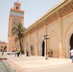بعد 3 سنوات من الإغلاق إثر زلزال الحوز: مسجد "مولاي اليزيد" بالقصبة بمراكش يفتح أبوابه من جديد