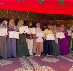 في غمرة احتفالات عيد العرش.. دار الطالب والطالبة بأوكايمدن تكرم النخبة من تلاميذها المتفوقين