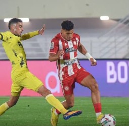 الكوكب المراكشي يتعادل مع المغرب الفاسي ويضمن بقائه في قسم الصفوة