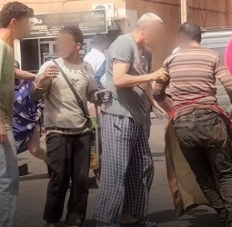 المحاميد.. نفايات محلات السمك تشوه المجمع السكني "الضحى" والساكنة تستنجد بالسلطات