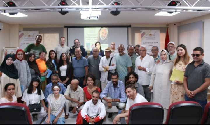 المكتبة الوسائطية الكدية بمراكش تحتفي بالإصدار الجديد "صالحات مراكشيات يبحثن عن مؤلف" للكاتب المسرحي عبد اللطيف فردوس