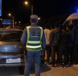 الدرك الملكي يُفشل محاولة لنقل مرشحين للهجرة غير النظامية نحو قصر الصغير