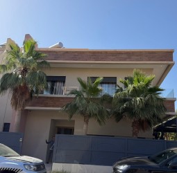 توقيف 3 فرنسيين من أصول جزائرية ومغربيتين داخل فيلا بالشريفية مراكش في سهرة صاخبة