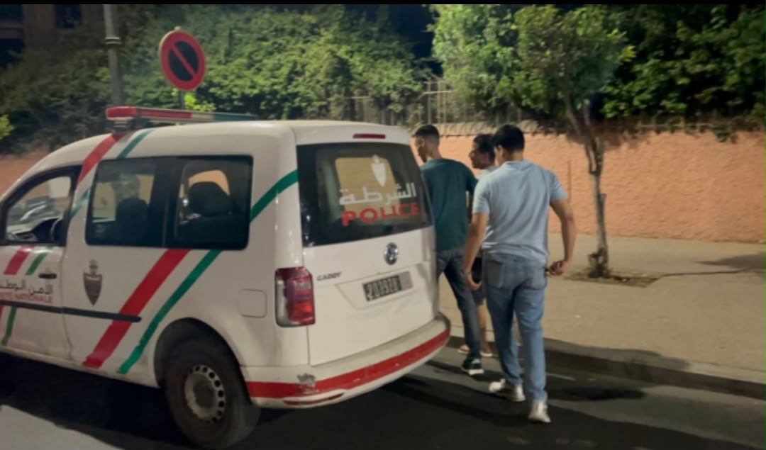 مراكش.. فرار سائق مخمور يشعل مطاردة أمنية بجليز قبل أن تنهيها عجلة منفجرة