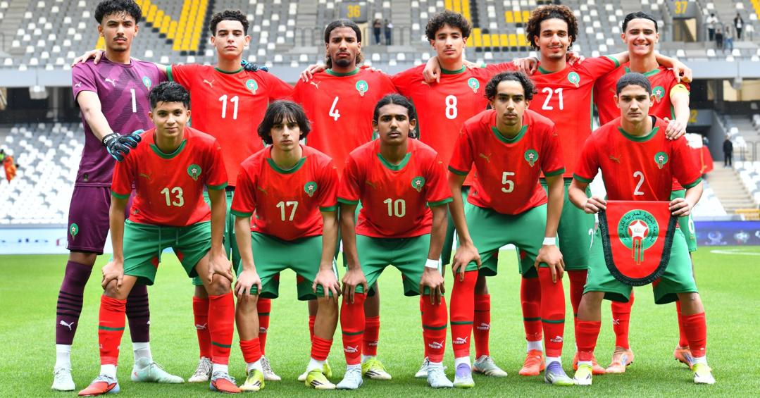 أشبال الأطلس يكتسحون الجزائر بثلاثية نظيفة ويؤكدون قوتهم القارية