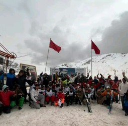 محطة أوكايمدن تحتضن "كأس الصداقة" للتزحلق في نسخته الأولى