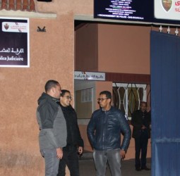 سكوب: سرقة سائح ياباني تقود الأمن إلى وكر للمخدرات والمسروقات بضواحي مراكش