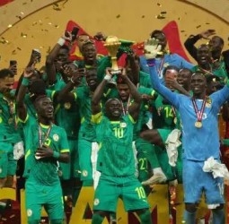 تصعيد قانوني: السنغال تلجأ إلى “الطاس” للطعن في تتويج المغرب بكأس إفريقيا