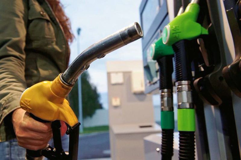 تأثيرات " الحرب" الإيرانية الإسرائيلية على جيوب المغاربة: زيادة جديدة في أسعار المحروقات مطلع مارس