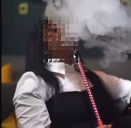 مقهى للشيشة بأكادير يثير الجدل بعرض خاص للنساء بمناسبة عيد المرأة… تساؤلات حول المراقبة واحترام الضوابط