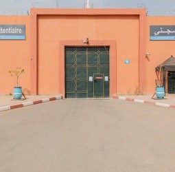 متابعة: النيابة العامة بمراكش تقرر إيداع "شرطي المطار" وبقية الموقوفين سجن الأوداية