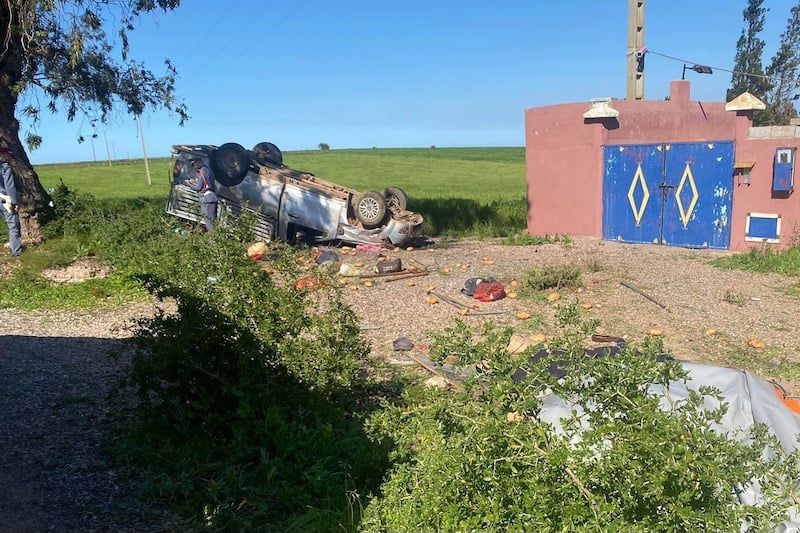 حادثة سير مميتة تودي بحياة خمسة أشخاص وتخلف جرحى في صفوف عمال زراعيين