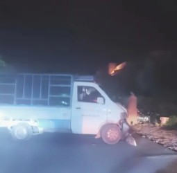 حادثة سير ليلية بطريق أوريكة تُدخل سائق دراجة نارية للمستعجلات