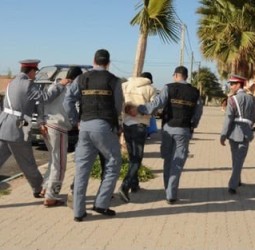 أولاد حسون.. توقيف شخص مبحوث عنه وطنيا للاشتباه في ترويج المخدرات
