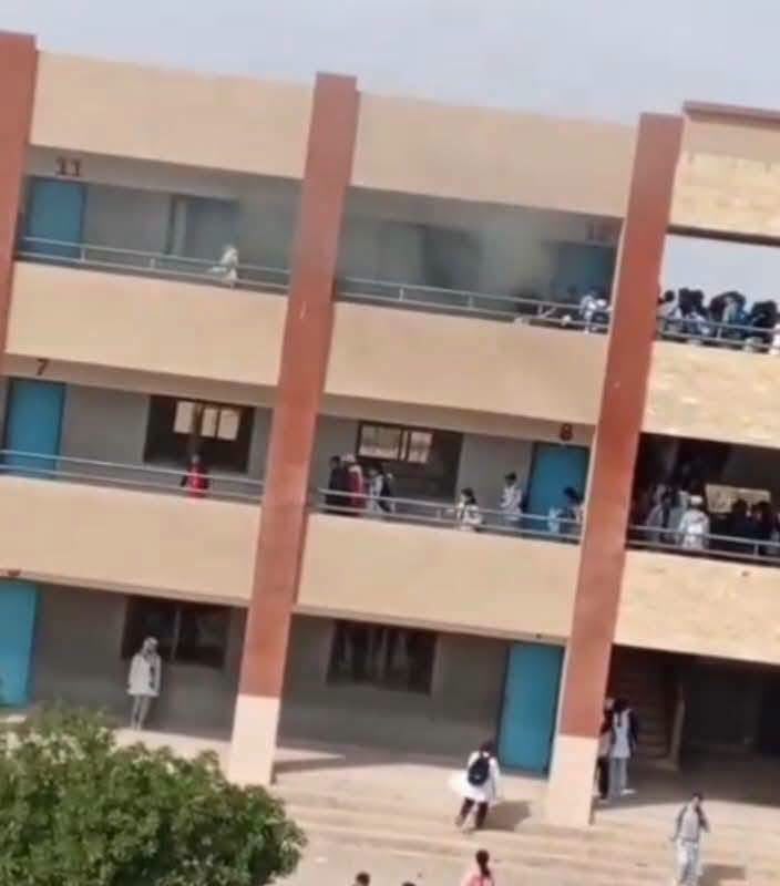 القليعة.. إضرام النار في ستائر قاعات دراسية بثانوية المنفلوطي وسط احتجاج على تنقيل تلاميذ
