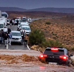 سيول وادي آيت ساون تودي بحياة سائق بالطريق الرابطة بين ورزازات وأكدز
