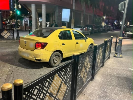 جولة بـ 100 درهم..الإطاحة بسائق "طاكسي"  ينقل أربع سائحات في خرق للقانون بقلب جليز