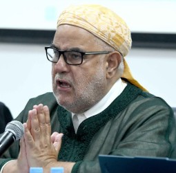 بنكيران يعتذر لساكنة وزان بعد خطأ بشأن مكان انعقاد مناظرة تقنين القنب الهندي