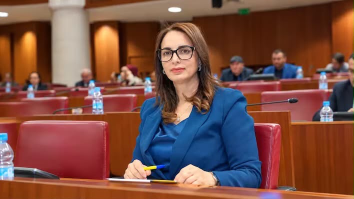 الديوان الملكي : قبول الملك طلب رئيسة الحكومة إعفاء ماديحة خيير من مهامها الحكومية
